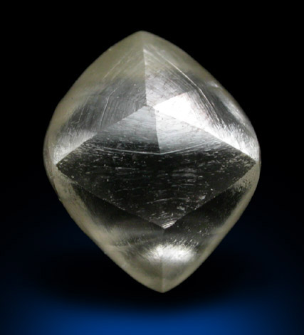 Алмаз кристалл гексаэдроид
