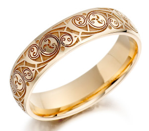 Обручальное кольцо в кельтском стиле