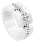 Кольцо из белой керамики Шанель - chanel.com