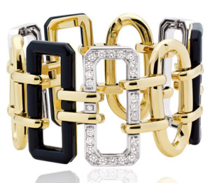 Шанель-Baroque-браслет-манжета-белое-и-желтое-золото-ониксы-и-бриллианты---chanel.com