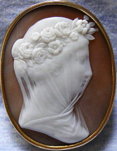 Камея-брошь---Невеста---1860----antiquecameos.net