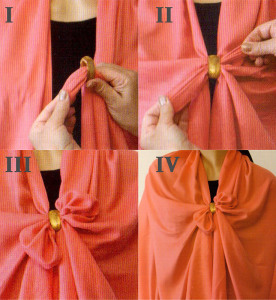 Как завязать шарф бантом с брошью-кольцом---bestaccessories.ru