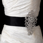 Брошь на платье невесты - trends4ever.com