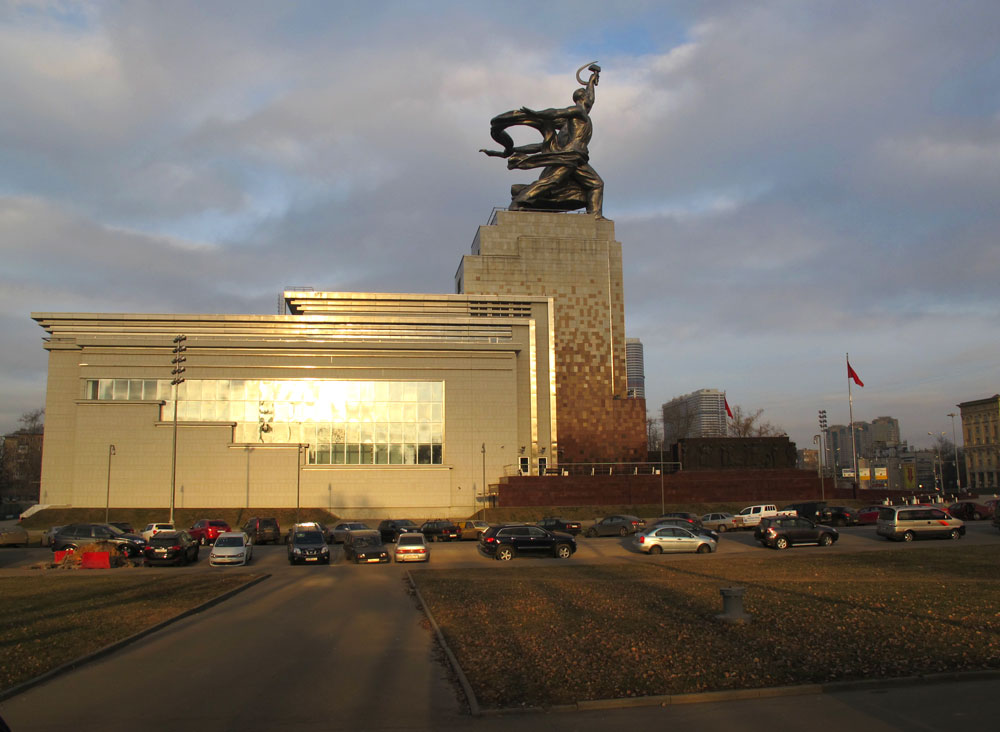Выставочный комплекс "Рабочий и колхозница", фото: ЮВЕЛИРУМ